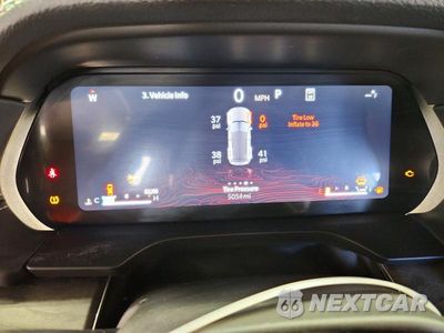Zdjęcie 9 z 13 samochodu: 2026 JEEP GRAND CHEROKEE LIMITED VIN:1C4RJHBRXTC283444 - miniatura