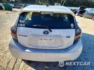 Zdjęcie 6 z 13 samochodu: 2013 TOYOTA PRIUS C THREE VIN:JTDKDTB38D1551251 - miniatura