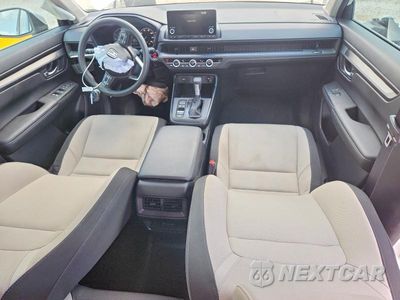 Zdjęcie 8 z 13 samochodu: 2025 HONDA CR-V EX VIN:5J6RS3H43SL011340 - miniatura