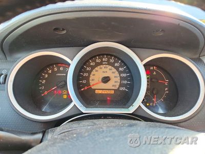 Zdjęcie 9 z 12 samochodu: 2011 TOYOTA TACOMA V6 VIN:3TMLU4EN4BM059968 - miniatura