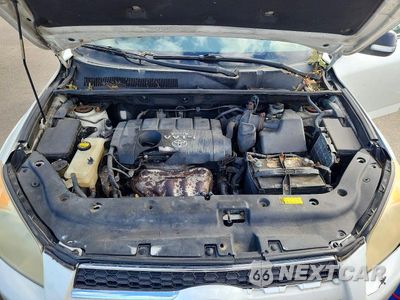 Zdjęcie 12 z 13 samochodu: 2009 TOYOTA RAV4 LIMITED VIN:JTMBF31V695011264 - miniatura