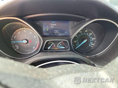 Zdjęcie 9 z 12 samochodu: 2014 FORD FOCUS SE VIN:1FADP3K25EL117436 - miniatura