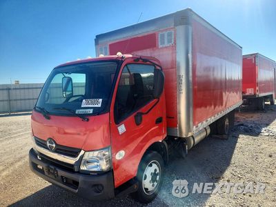 2018 HINO 195 BOX TRUCK JHHSDM2H4JK006295 - główne zdjęcie licytacji z USA - miniatura