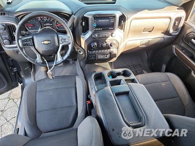 Zdjęcie 8 z 12 samochodu: 2020 CHEVROLET SILVERADO K3500 LT VIN:1GC4YTEY6LF231562 - miniatura