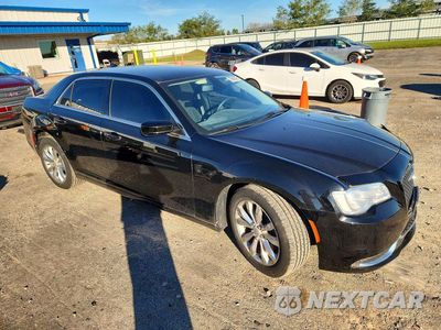Czwarte zdjęcie samochodu z boku: 2018 CHRYSLER 300 TOURING VIN:2C3CCARG2JH282122 - miniatura