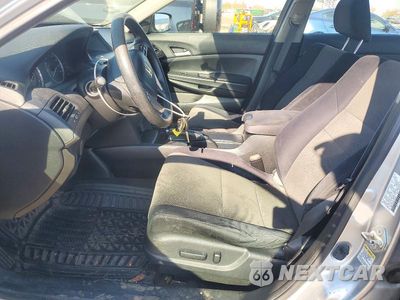 Zdjęcie 7 z 12 samochodu: 2008 HONDA ACCORD EXL VIN:JHMCP264X8C076445 - miniatura