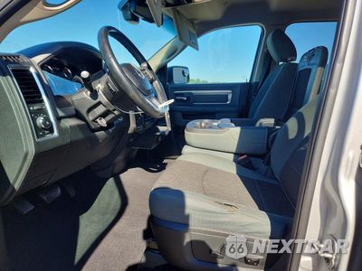 Zdjęcie 7 z 12 samochodu: 2018 RAM 1500 SLT VIN:1C6RR7GG1JS249445 - miniatura