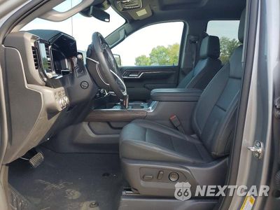 Zdjęcie 7 z 12 samochodu: 2026 GMC SIERRA K1500 SLT VIN:3GTUUDED4TG233890 - miniatura