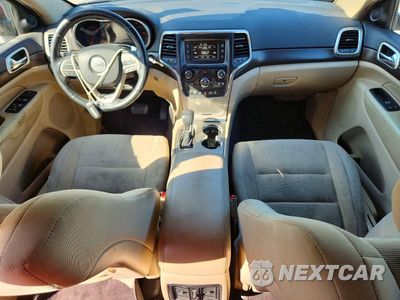 Zdjęcie 8 z 14 samochodu: 2017 JEEP GRAND CHEROKEE LAREDO VIN:1C4RJEAG9HC712613 - miniatura