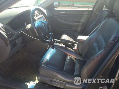 Zdjęcie 7 z 12 samochodu: 2005 HONDA ACCORD EX VIN:1HGCM56805A129239 - miniatura