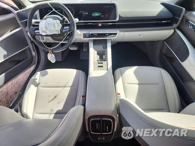 Zdjęcie 8 z 12 samochodu: 2023 HYUNDAI IONIQ 6 LIMITED VIN:KMHM54AC1PA052174 - miniatura
