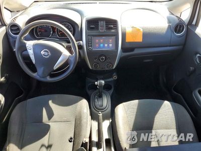 Zdjęcie 8 z 12 samochodu: 2018 NISSAN VERSA NOTE S VIN:3N1CE2CP0JL370651 - miniatura