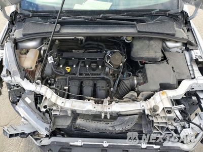 Zdjęcie 11 z 12 samochodu: 2015 FORD FOCUS SE VIN:1FADP3K2XFL373203 - miniatura