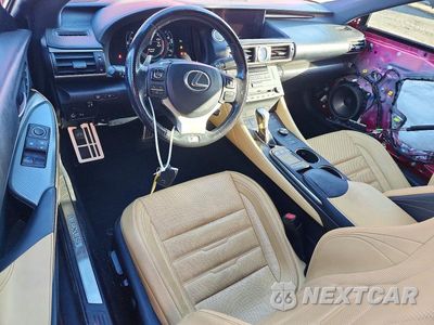 Zdjęcie 8 z 13 samochodu: 2016 LEXUS RC 300 VIN:JTHSM5BC2G5002023 - miniatura