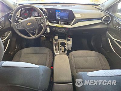 Zdjęcie 8 z 13 samochodu: 2025 CHEVROLET TRAX LS VIN:KL77LFEP2SC168784 - miniatura
