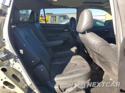 Zdjęcie 11 z 14 samochodu: 2024 TOYOTA HIGHLANDER XLE VIN:5TDKDRBH4RS535461 - miniatura