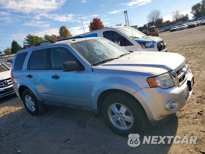 Czwarte zdjęcie samochodu z boku: 2010 FORD ESCAPE XLT VIN:1FMCU0DG4AKC75638 - miniatura