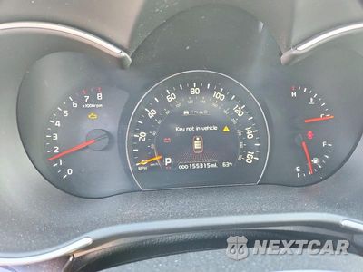 Zdjęcie 9 z 13 samochodu: 2015 KIA SORENTO EX VIN:5XYKU4A76FG590451 - miniatura