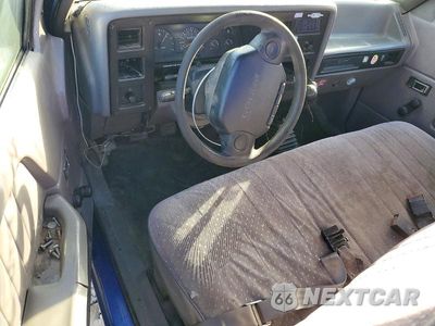 Zdjęcie 8 z 12 samochodu: 1996 DODGE DAKOTA VIN:1B7GG26X4TS669732 - miniatura