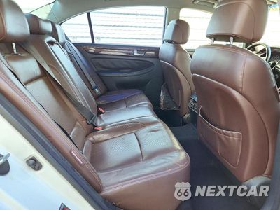 Zdjęcie 10 z 12 samochodu: 2013 HYUNDAI GENESIS 3.8L VIN:KMHGC4DD5DU217404 - miniatura