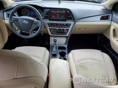 Zdjęcie 8 z 12 samochodu: 2016 HYUNDAI SONATA SE VIN:5NPE24AFXGH282980 - miniatura