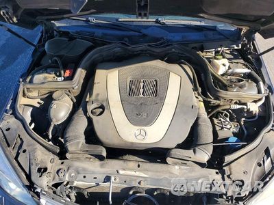 Zdjęcie 11 z 12 samochodu: 2010 MERCEDES-BENZ C 300 4MATIC VIN:WDDGF8BB2AF463353 - miniatura
