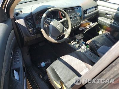 Zdjęcie 8 z 12 samochodu: 2014 MITSUBISHI OUTLANDER ES VIN:JA4AD2A37EZ001799 - miniatura