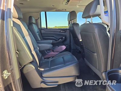 Zdjęcie 11 z 13 samochodu: 2017 GMC YUKON XL C1500 SLT VIN:1GKS1GKC8HR209780 - miniatura