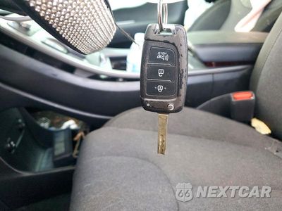 Zdjęcie 12 z 13 samochodu: 2020 HYUNDAI PALISADE SE VIN:KM8R1DHE5LU043592 - miniatura