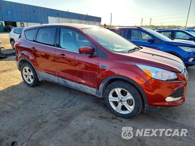Czwarte zdjęcie samochodu z boku: 2015 FORD ESCAPE SE VIN:1FMCU9G9XFUA49844 - miniatura