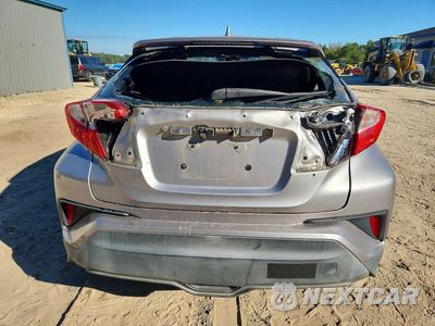 Zdjęcie 6 z 14 samochodu: 2018 TOYOTA C-HR XLE VIN:NMTKHMBX1JR057744 - miniatura