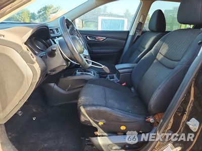 Zdjęcie 7 z 12 samochodu: 2017 NISSAN ROGUE SV VIN:5N1AT2MV2HC817523 - miniatura