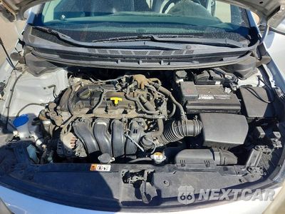 Zdjęcie 11 z 12 samochodu: 2015 KIA FORTE EX VIN:KNAFZ4A8XF5405612 - miniatura