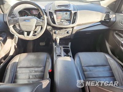 Zdjęcie 8 z 13 samochodu: 2017 FORD ESCAPE TITANIUM VIN:1FMCU9JDXHUC42303 - miniatura