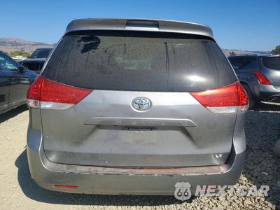 Zdjęcie 6 z 14 samochodu: 2011 TOYOTA SIENNA LE VIN:5TDKK3DC3BS083352 - miniatura