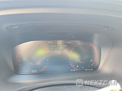 Zdjęcie 9 z 12 samochodu: 2018 VOLVO S90 T5 MOMENTUM VIN:LVY102MK5JP056755 - miniatura