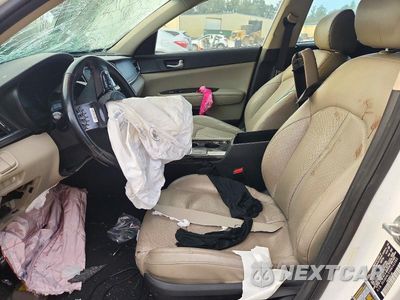 Zdjęcie 7 z 12 samochodu: 2017 KIA OPTIMA EX VIN:5XXGU4L31HG142383 - miniatura
