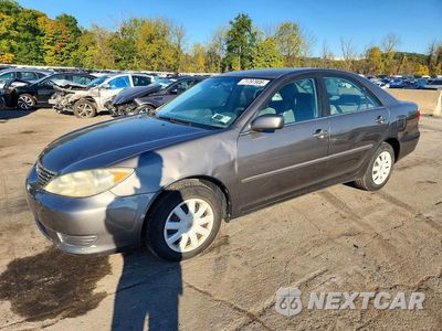 2005 TOYOTA CAMRY 4T1BE32K45U524502 - główne zdjęcie licytacji z USA - miniatura