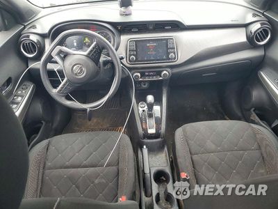 Zdjęcie 8 z 12 samochodu: 2020 NISSAN KICKS SV VIN:3N1CP5CV7LL525418 - miniatura