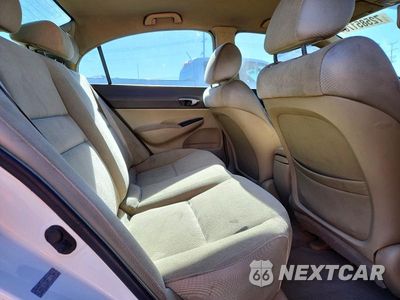 Zdjęcie 10 z 12 samochodu: 2007 HONDA CIVIC LX VIN:1HGFA16547L062804 - miniatura