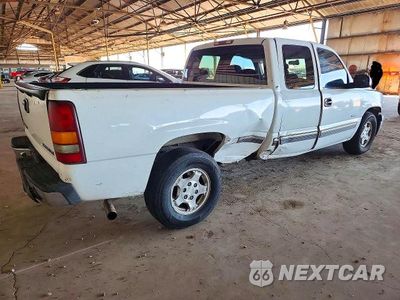 Trzecie zdjęcie samochodu z tyłu: 2000 CHEVROLET SILVERADO C1500 VIN:2GCEC19T3Y1113618 - miniatura