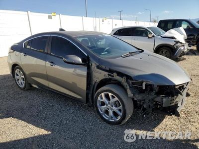 Czwarte zdjęcie samochodu z boku: 2017 CHEVROLET VOLT LT VIN:1G1RC6S5XHU101358 - miniatura