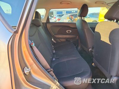 Zdjęcie 10 z 12 samochodu: 2015 KIA SOUL BASE VIN:KNDJN2A25F7178245 - miniatura