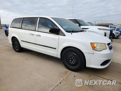Czwarte zdjęcie samochodu z boku: 2014 DODGE GRAND CARAVAN SE VIN:2C4RDGBG6ER276193 - miniatura