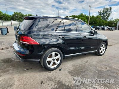 Trzecie zdjęcie samochodu z tyłu: 2016 MERCEDES-BENZ GLE 350 VIN:4JGDA5JB8GA722862 - miniatura