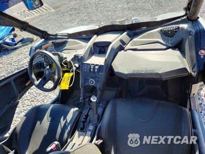 Piąte zdjęcie samochodu w środku: 2024 CAN-AM MAVERICK X3 DS TURBO VIN:3JBVGAY41RE000417 - miniatura