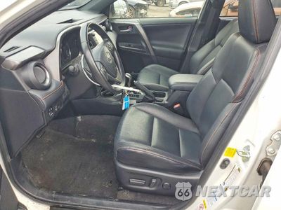 Zdjęcie 7 z 13 samochodu: 2016 TOYOTA RAV4 SE VIN:JTMJFREV3GJ067983 - miniatura