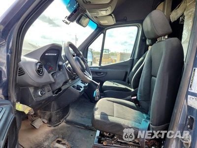 Zdjęcie 7 z 13 samochodu: 2019 MERCEDES-BENZ SPRINTER 2500/3500 DELIVERY VAN VIN:WD4PF0CD3KP096069 - miniatura