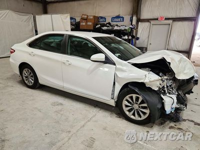 Czwarte zdjęcie samochodu z boku: 2017 TOYOTA CAMRY LE VIN:4T1BF1FK2HU322791 - miniatura