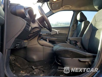 Zdjęcie 7 z 12 samochodu: 2020 NISSAN KICKS S VIN:3N1CP5BV0LL483871 - miniatura
